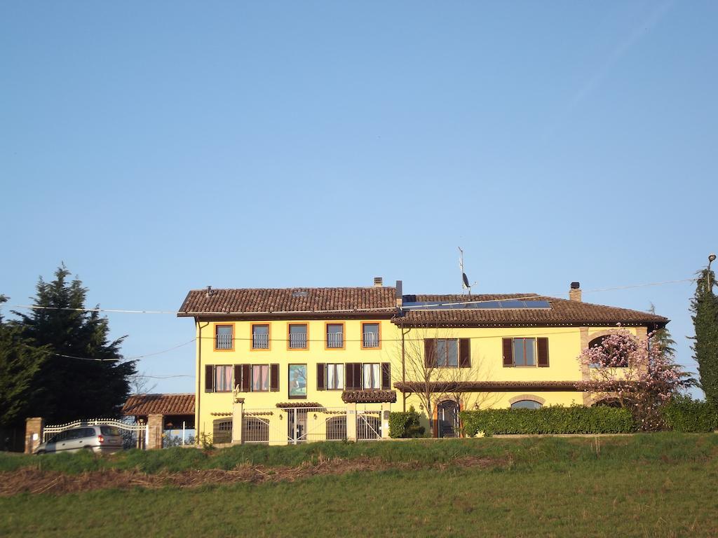 I Boidi Lägenhet Nizza Monferrato Exteriör bild