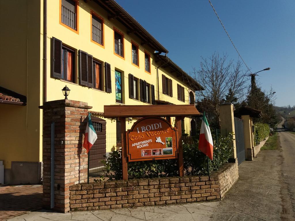 I Boidi Lägenhet Nizza Monferrato Exteriör bild