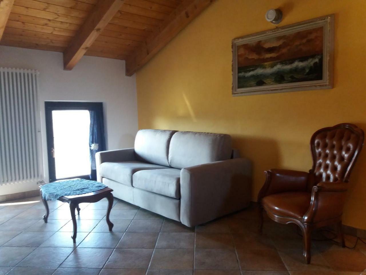 I Boidi Lägenhet Nizza Monferrato Exteriör bild