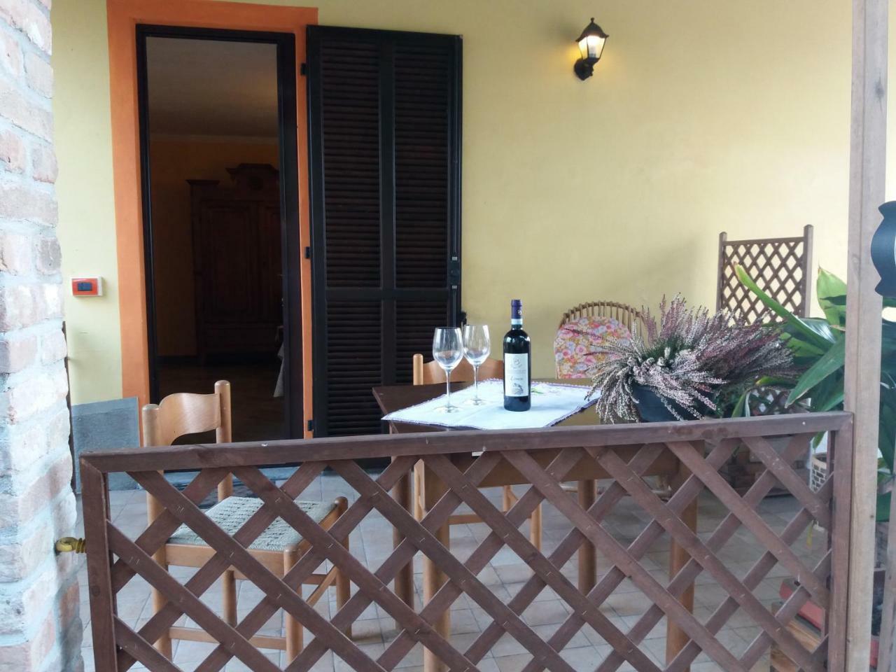I Boidi Lägenhet Nizza Monferrato Exteriör bild